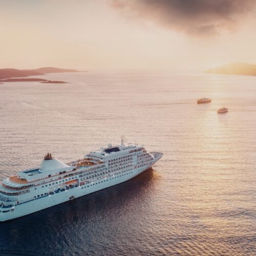 Praktyczny poradnik: jak wybrać rejs wycieczkowy na lato i zimę